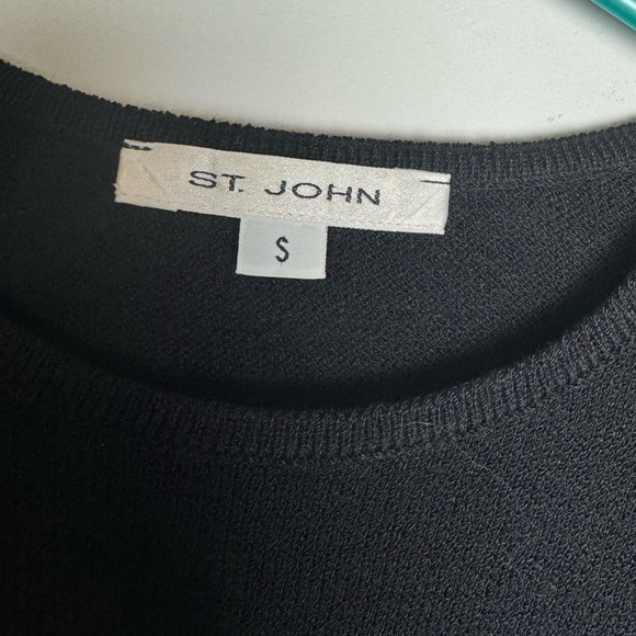 St. John Knit Top Short Sleeve embellished Small - Picture 4 of 7
